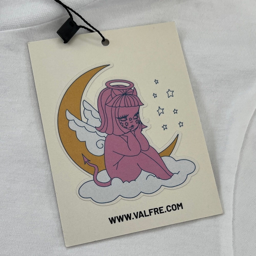 Valfre Angel Graphic Crop Tee - Picture 4 of 8